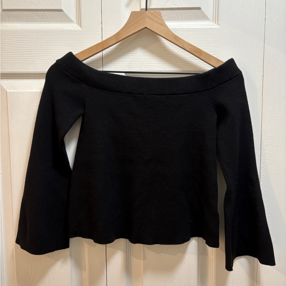 Wilfred (Aritzia) Classic Black Off-Shoulder Sweater
